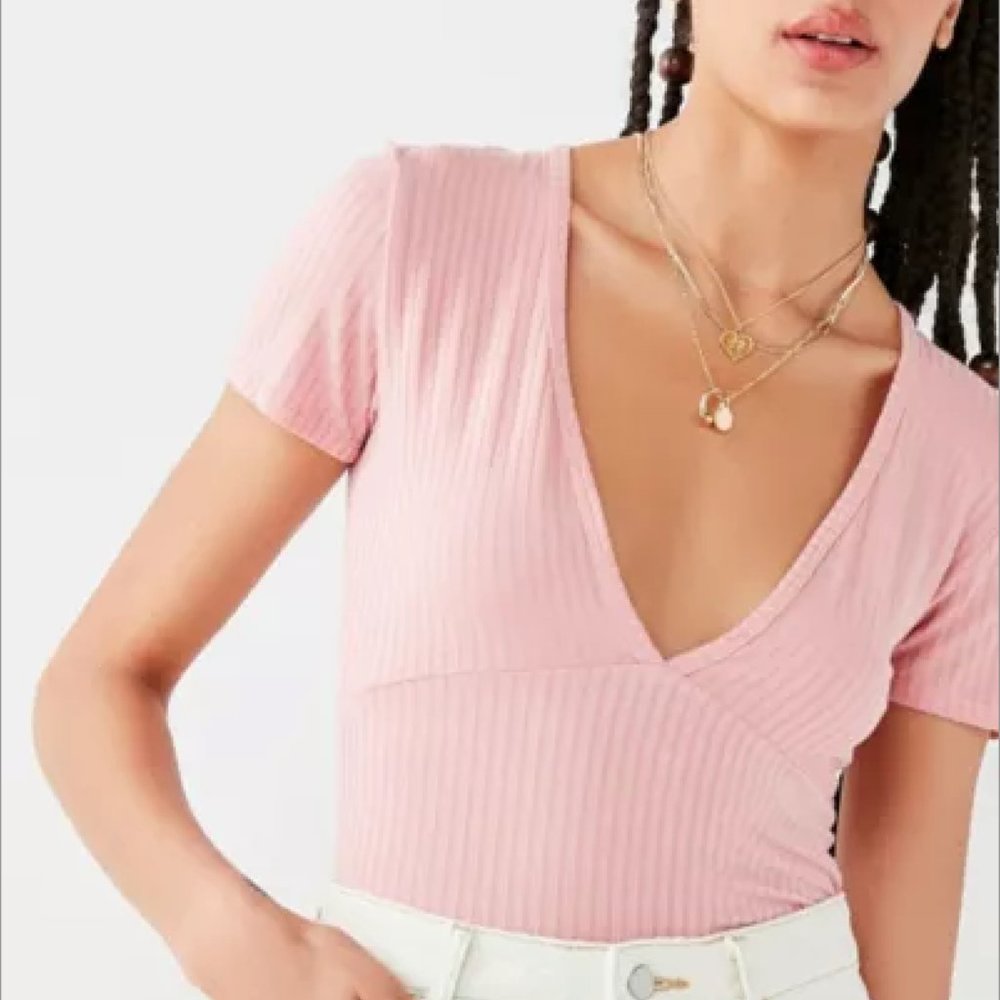 UO Urban Outfitters Plunging Short Sleeve Tee Pink